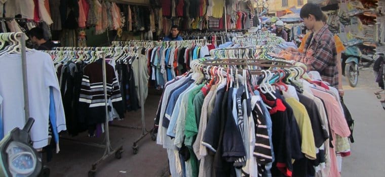 Bán buôn quần áo hàng thùng nên nhập hàng từ đâu?