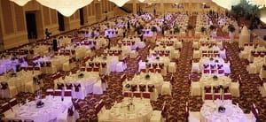 Sắp xếp bàn ăn đúng chuẩn cho nhà hàng sang trọng